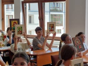 „Icoana din sufletul copilului”, artă sacră și inspirație la Seminarul Teologic Suceava