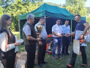 Premierea concursului „Cel mai bun fasonator”, desfășurat la Ocolul Silvic Moldovița
