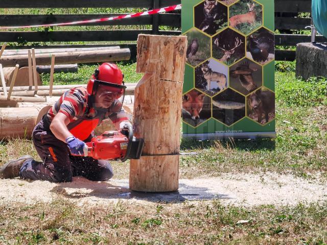 Spectaculoase probe ale concursului „Cel mai bun fasonator”, desfășurat la Ocolul Silvic Moldovița