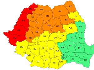 Cod portocaliu de instabilitate atmosferică accentuată, pentru luni, 7 iulie, în intervalul orar 13.00-21.00