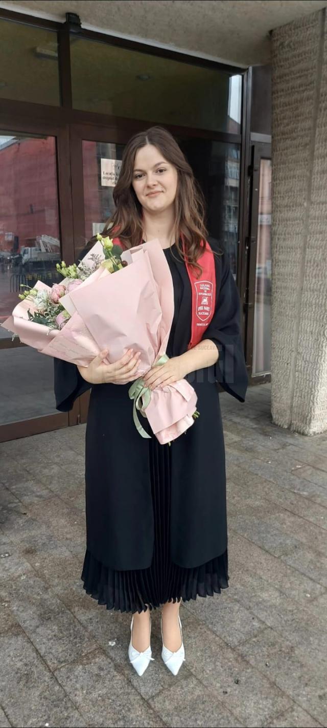 Denisa Fasolă, șefa de promoție de la Colegiul „Spiru Haret”, își dorește o carieră în Drept