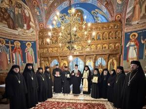 Înaltpreasfințitul Părinte Theoklitos, Mitropolitul Meteorelor, în pelerinaj în Bucovina alături de un grup de credincioși greci