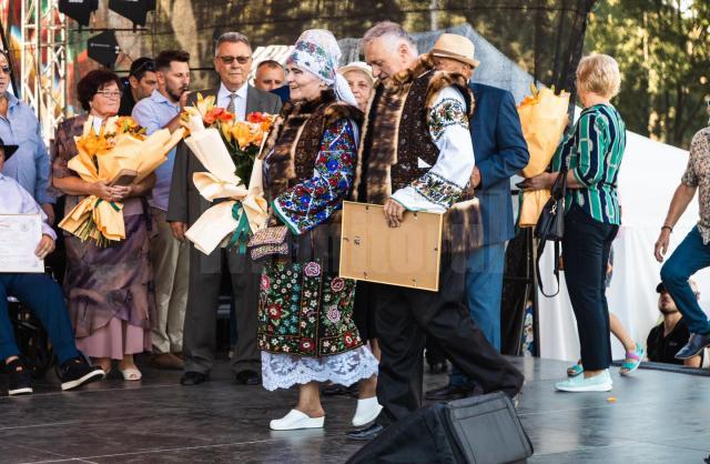 24 de cupluri de aur din municipiul Rădăuți au fost premiate de primărie