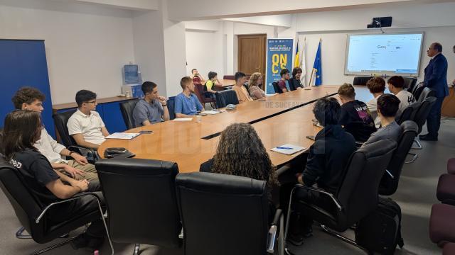 Elevii din lotului României, de la Olimpiada de Creativitate Științifică, s-au pregătit la Suceava