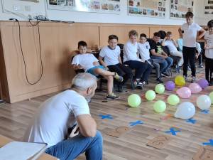 Școală de vară de matematică, organizată la Colegiul „Hurmuzachi” Rădăuți