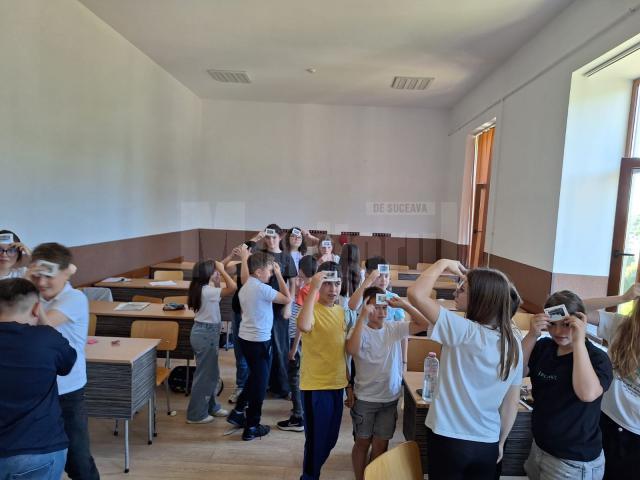 Școală de vară de matematică, organizată la Colegiul „Hurmuzachi” Rădăuți