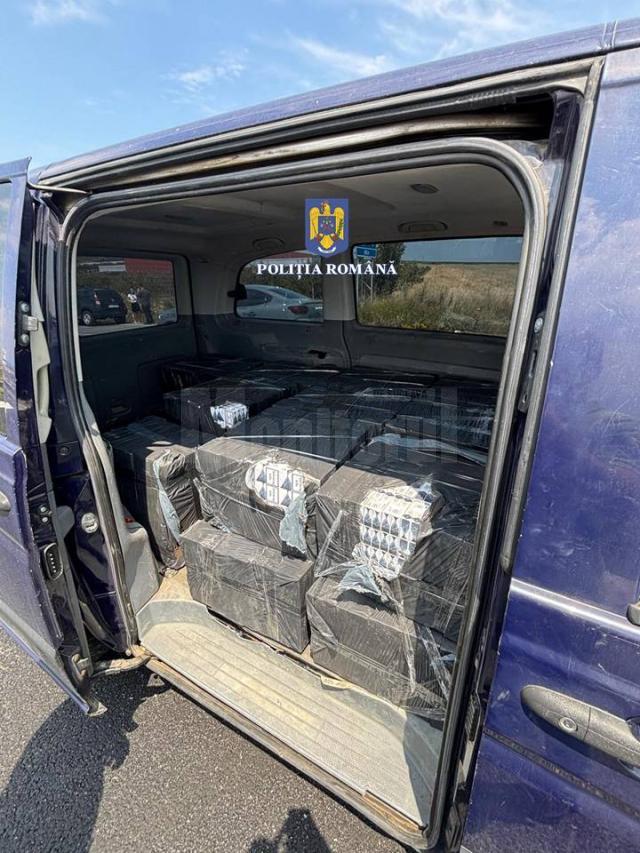 Țigări de contrabandă de 50.000 de euro, confiscate din două mașini, după o acțiune de interceptare la intrarea în Suceava
