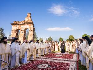 Mănăstirea Domnească Milișăuți „Sfântul Mucenic Procopie” și-a sărbătorit cel dintâi hram de la reînființare