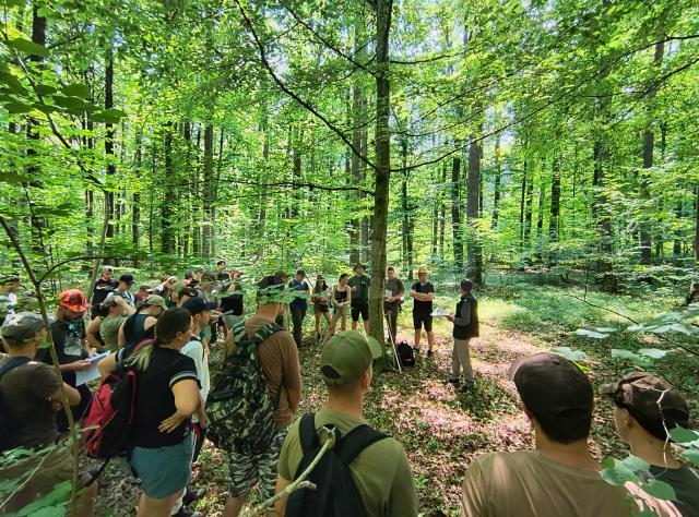 Studenții de la Silvicultură ai Universității Sapientia, în vizită de studiu la Suceava