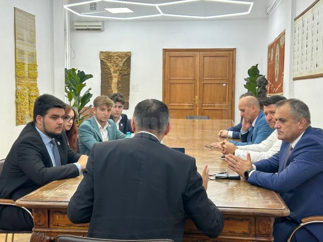 Consiliul National al Elevilor, în dialog cu cei de la conducerea Ministerului Educației