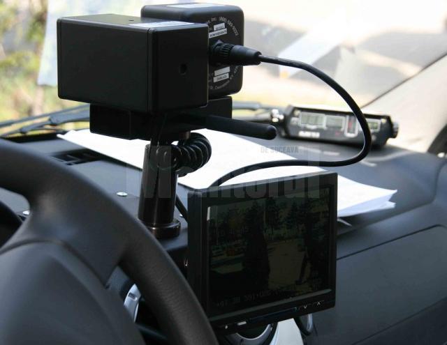 Șofer băut și fără permis, prins la ieșirea din Suceava, de echipajul de poliție cu radar