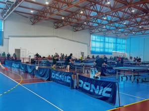 Spectacol sportiv de nivel național la Fălticeni: Turneul de tenis de masă AMATUR A+ a deschis Zilele Municipiului
