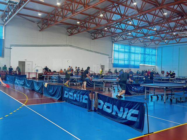 Spectacol sportiv de nivel național la Fălticeni: Turneul de tenis de masă AMATUR A+ a deschis Zilele Municipiului