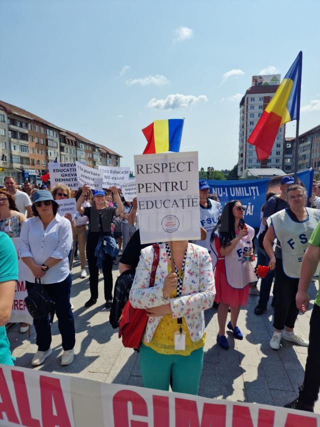 Nemulțumiri printre oamenii şcolii