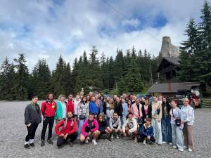 Salvamont Suceava reamenajează traseele turistice din masivele Călimani și Rarău