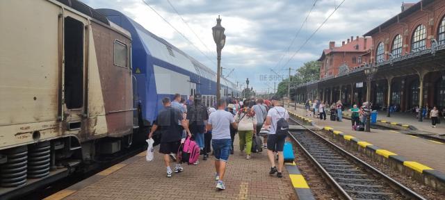 Grupul a plecat din Suceava luni după-amiază iar marți dimineață au ajuns la Costinești