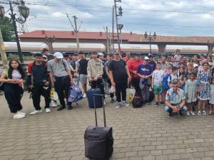 84 de copii și însoțitori ai acestora au plecat pe Litoral, din inițiativa Asociației Bucovina Civică