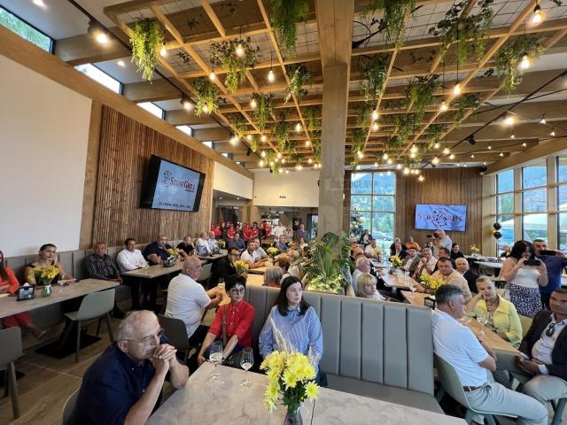 Noul restaurant promite o experiență culinară rafinată într-un cadru modern, familiar și accesibil