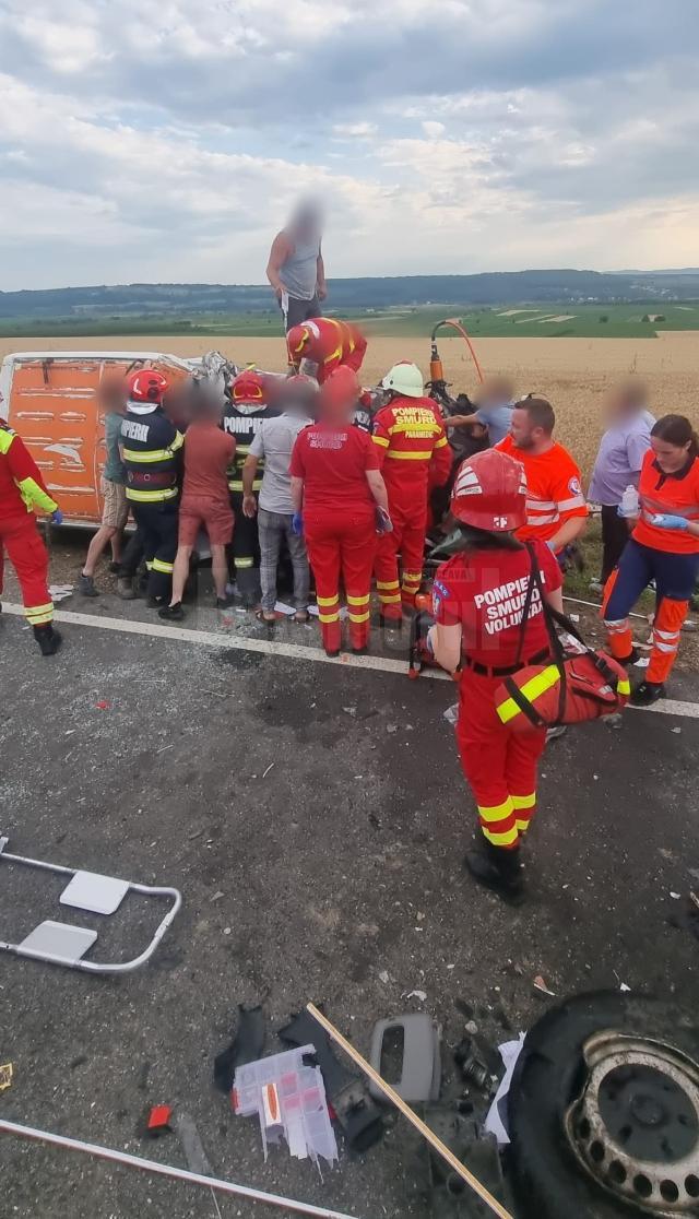 Accidentul s-a produs luni după-amiază, pe E85, în zona localității Iacobești