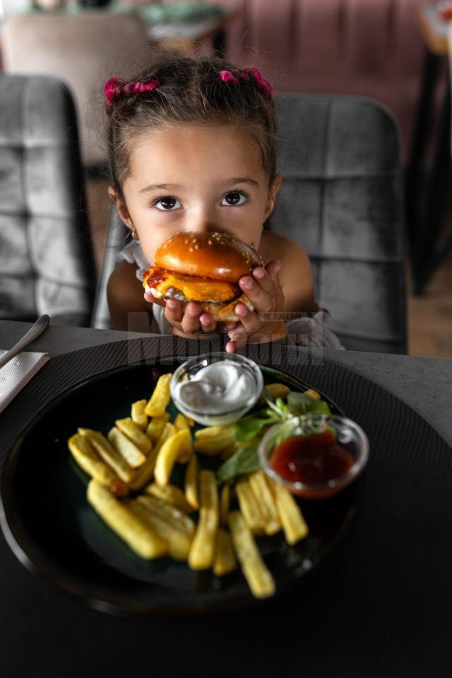 Moldavian Burger, în Ipoteşti, lângă Suceava