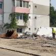 Garajele din Obcini, unde trebuie construită o grădiniță, au început să fie demolate