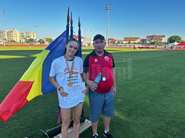 Claudia Costiuc impreuna cu antrenorul Cristian Prasneac