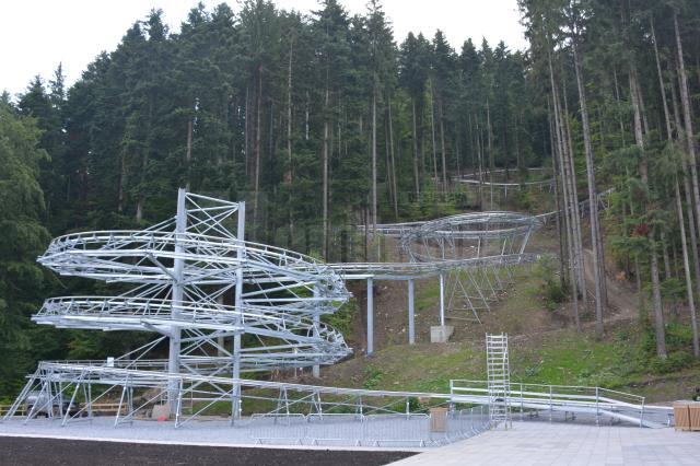 Orașul Gura Humorului va avea o nouă atracție spectaculoasă, de tip Forest Coaster, amplasată în apropierea Pârtiei Șoimul