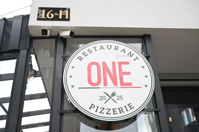 Restaurantul „ONE” – Pizzerie: bunătăți după rețete italiene fabuloase, cu arome delicioase, pregătite de bucătari școliți de specialiști italieni