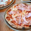 Restaurantul „ONE” – Pizzerie: bunătăți după rețete italiene fabuloase, cu arome delicioase, pregătite de bucătari școliți de specialiști italieni