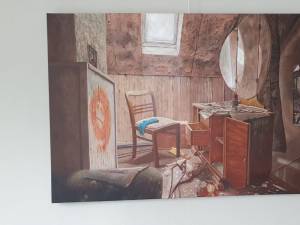 „Bazar”, expoziția artistului vizual Mihai Varzari, ne propune și câteva teme de reflecție privind relația dintre oameni și obiecte, reflectarea sinelui
