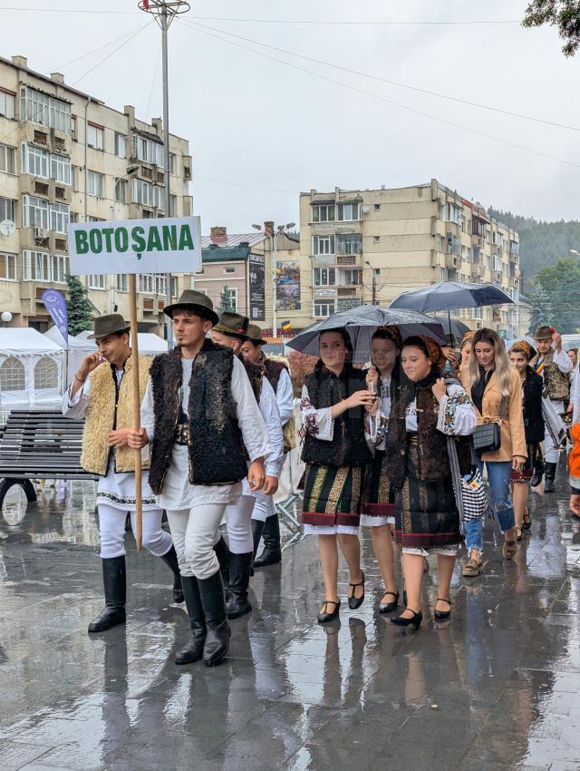 Festivalul Internațional „Întâlniri Bucovinene”