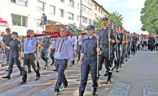 Procesiune impresionantă în cinstea Sfântului Ilie