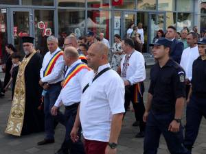 Credință și tradiție la Fălticeni: Procesiune impresionantă în cinstea Sfântului Ilie