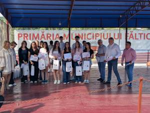 72 de elevi din Fălticeni au fost premiați de primarul Cătălin Coman