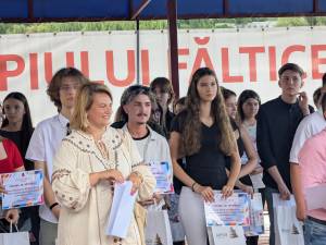 72 de elevi din Fălticeni au fost premiați de primarul Cătălin Coman