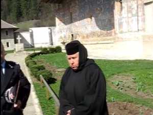 Acţiunea pompierii, măicuţele şi stingătorul, la Mănăstirea Voroneţ