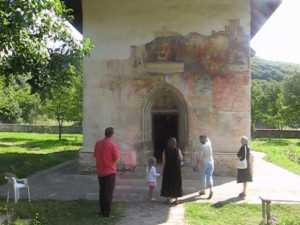 Local Cea Mai Veche Biserica Ramasa De La Stefan Cel Mare Bataia De Joc A Romilor Monitorul De Suceava Vineri 21 August 2009