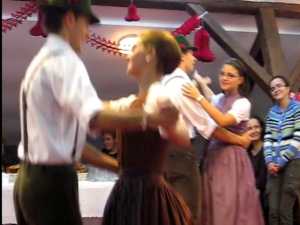 Comunitatea germana din Suceava a sarbatorit in premiera Oktoberfest