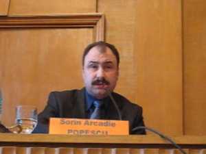 Prefectul Sorin Popescu a solicitat primarilor sa igienizeze cursurile de apa