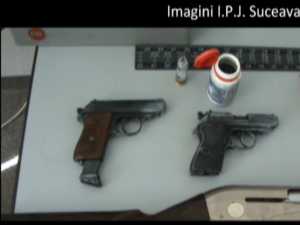 Procurorii le-au interzis „pistolarilor” de la Suceviţa să părăsească localitatea