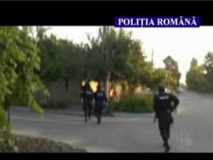 Sucevean implicat într-o reţea de proxeneţi care a exploatat sexual peste 150 de românce în Italia