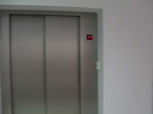Încă trei ascensoare noi, montate la Spitalul Suceava