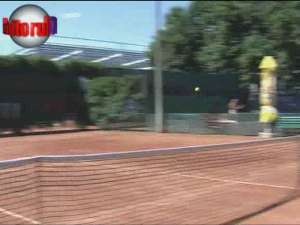 Ştefan Hunceac şi-a învins tatăl în finala turneului BCR Tenis Partener
