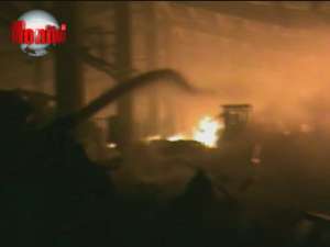 Incendiu devastator la o fabrică de prelucrare a lemnului