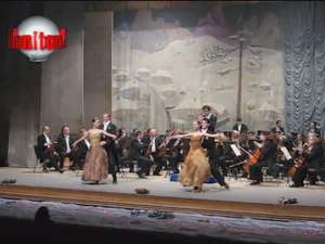 Ropote de aplauze la finalul Concertului pentru Anul Nou, la Suceava