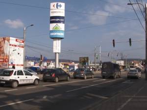 Desfiinţarea trecerilor de pietoni de pe Calea Unirii şi interzicerea accesului la stânga către Shopping City, printre măsurile de fluidizare a traficului rutier