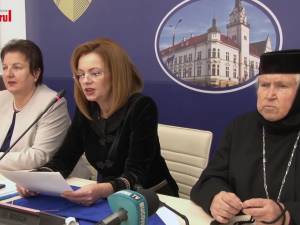 Proinstareța Mănăstirii Voroneț, Stavrofora Irina Pîntescu, a primit o diplomă de excelență din partea prefectului Mirela Adomnicăi