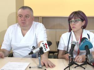 Adolescentul suspectat de coronavirus face parte dintr-un grup de 25 de oameni din Mironu care s-a prezentat, marți, la Spitalul de Urgență Suceava declarând că au venit din Lombardia și Veneto